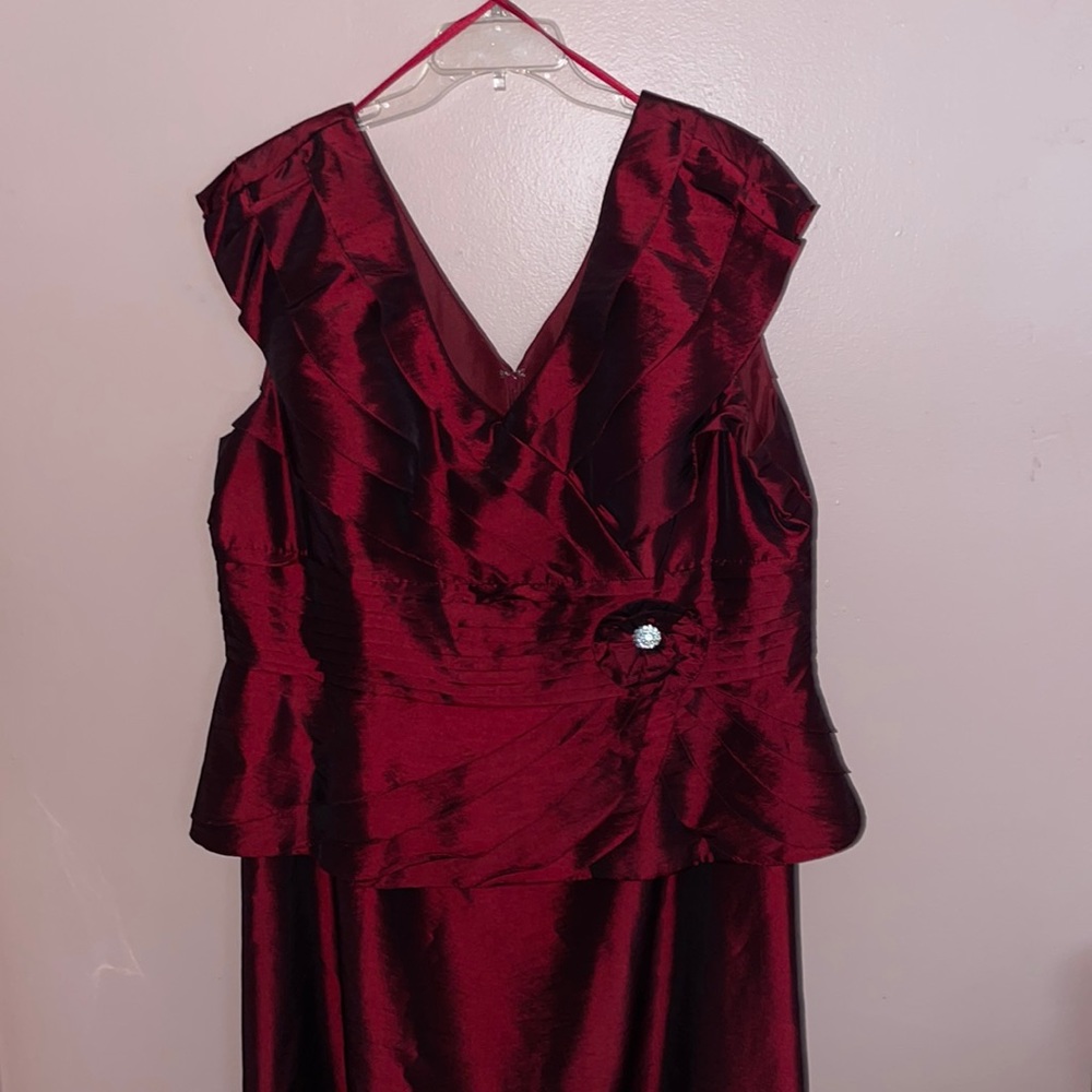 Women’s Size 24 red/maroon/burgundy elegant dress